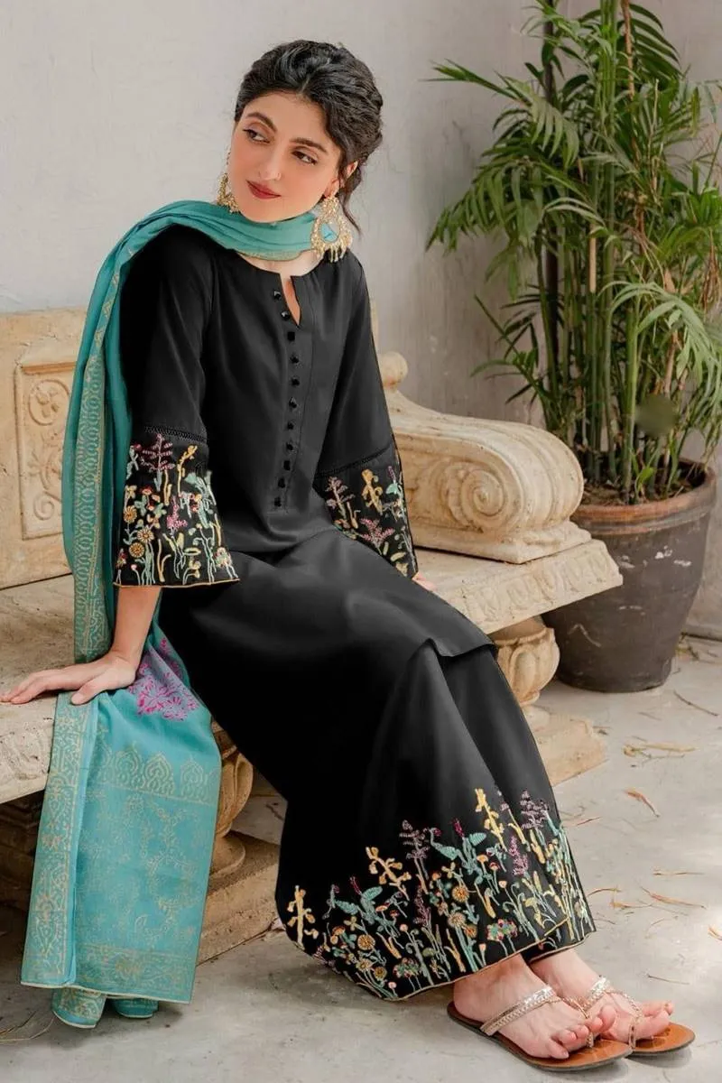 Fcc-882 Black Lawn  Embroidered three piece