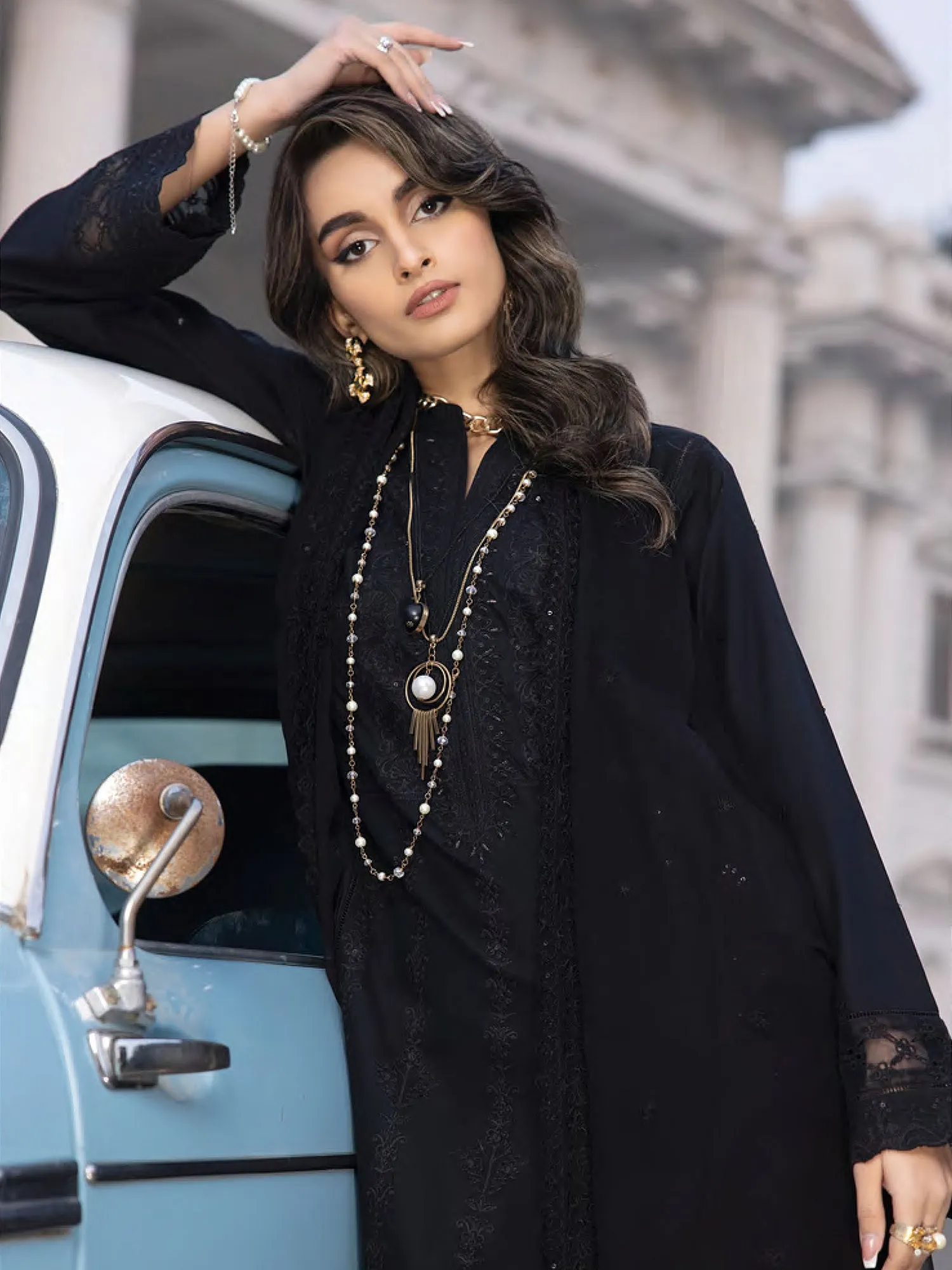 Lakhany Black Unstitched Embroidered Lawn 3-Piece Suit (LG-IZ-0111)