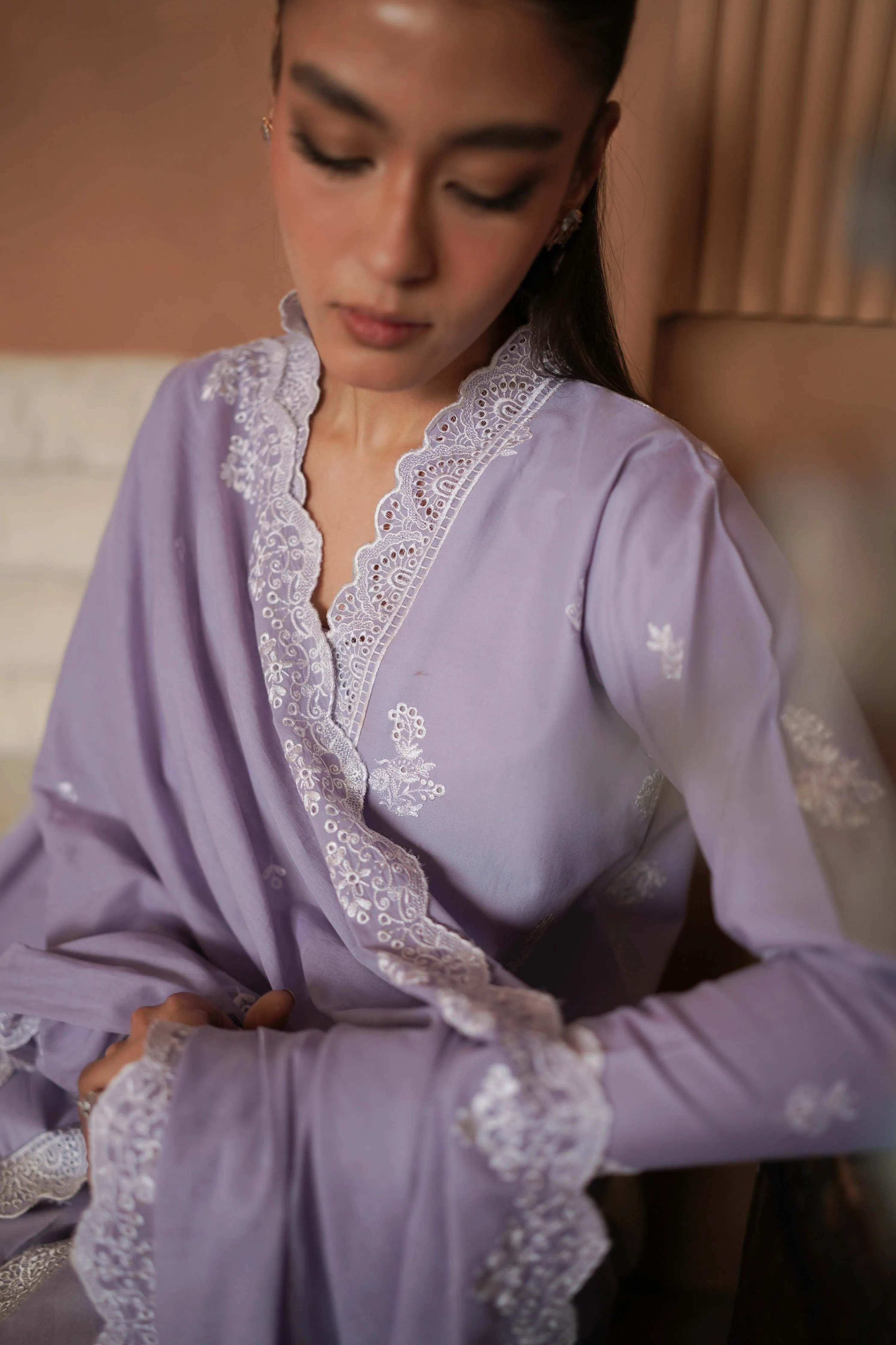 LILAC EMBROIDERED THREE PIECE SET - RAMADAN EDIT