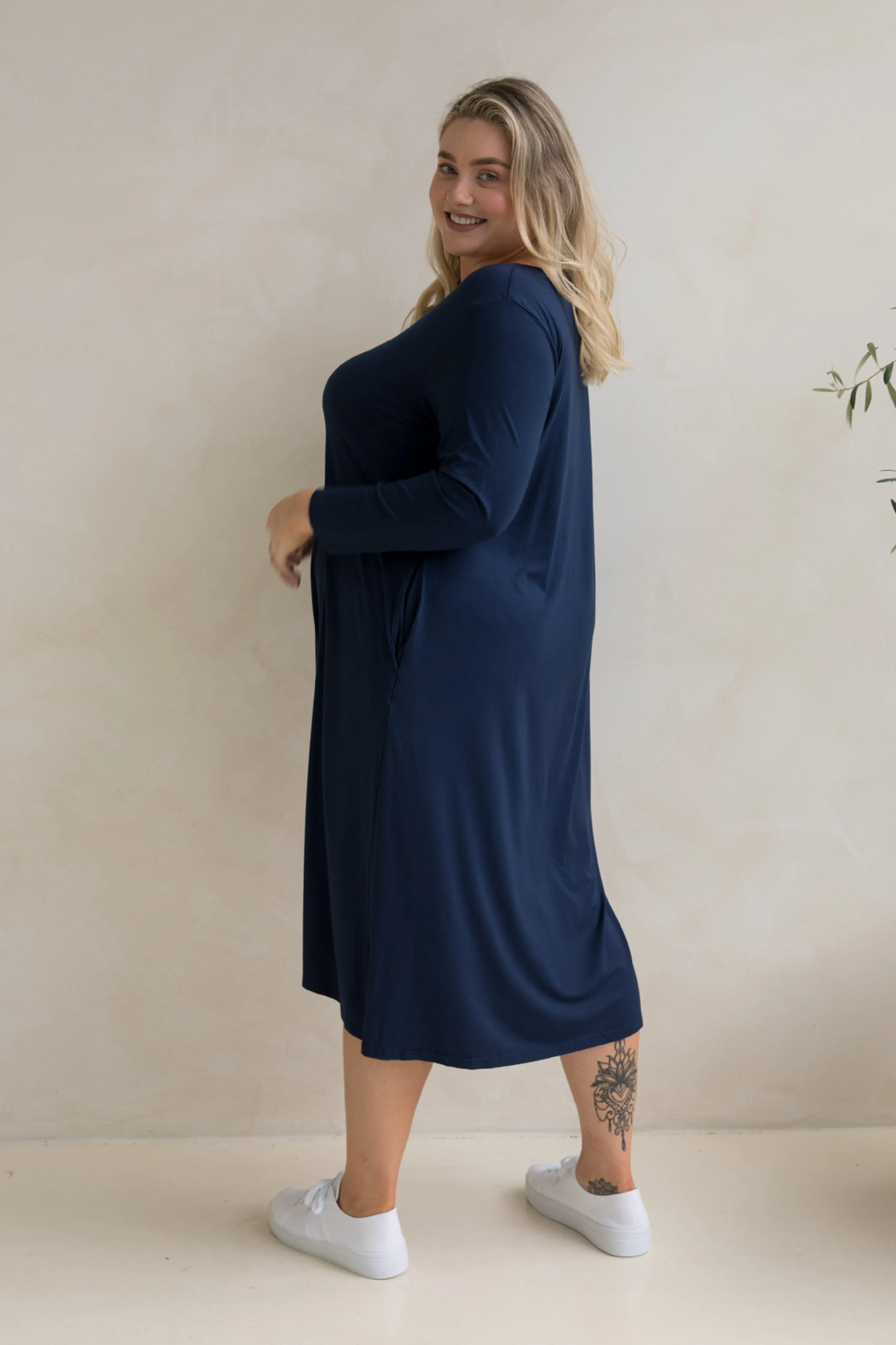 Long Sleeve T-Shirt Dress in Navy