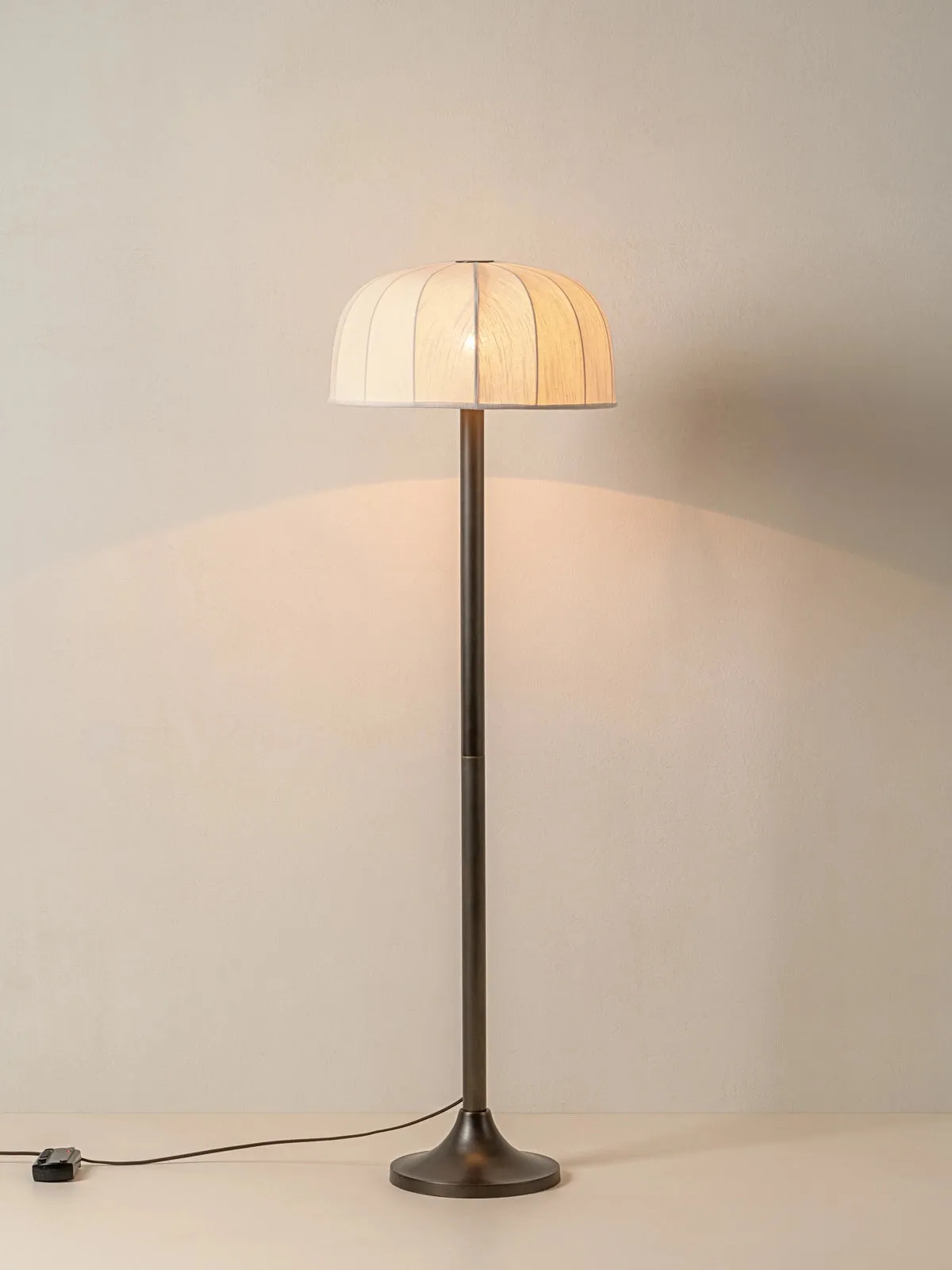 Ottino - bronze and linen floor lamp