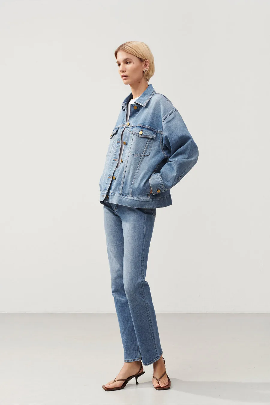 Stylish Oversized Denim Jacket - Kirsten Original in Classic Blue