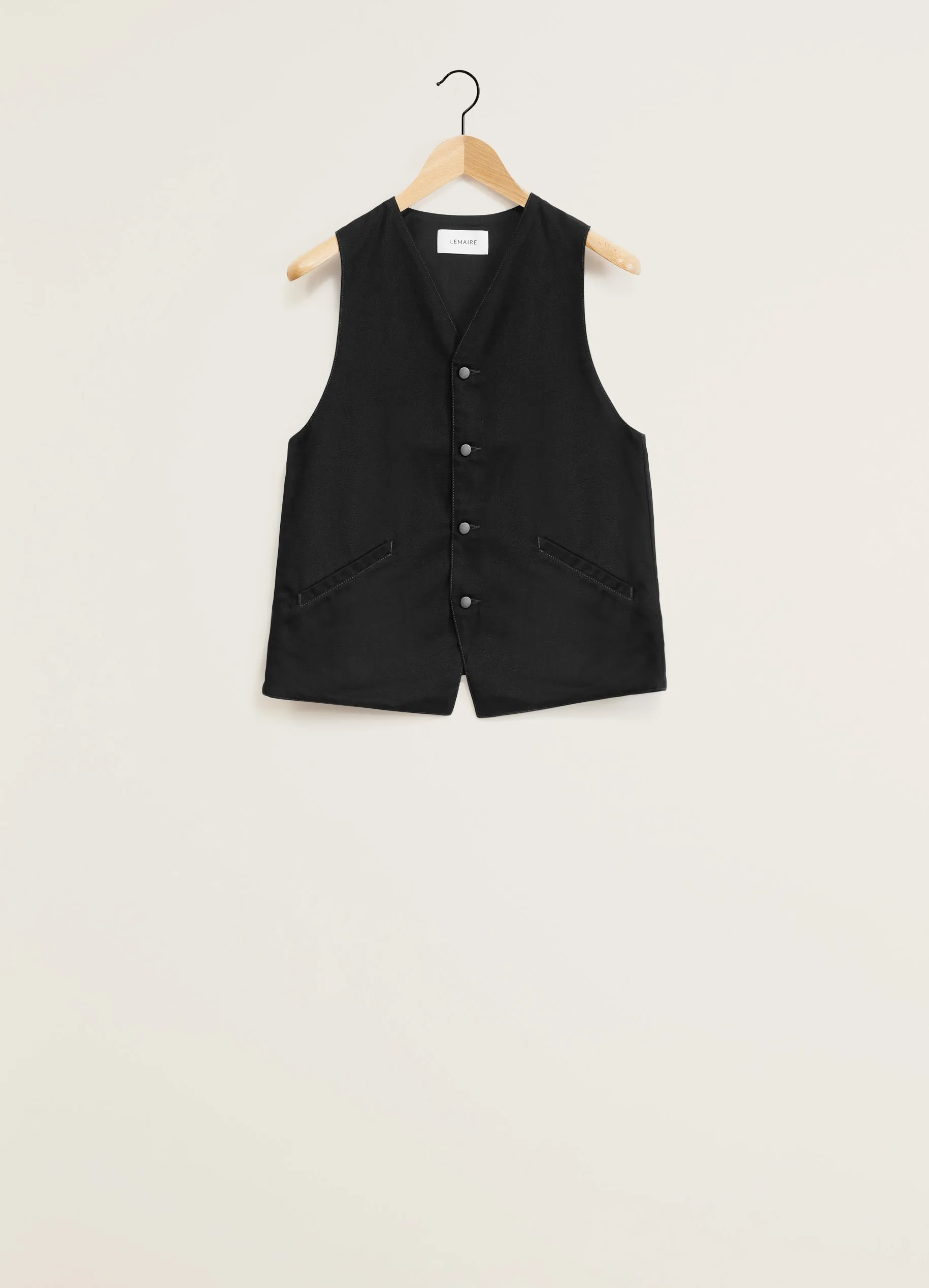 SLEEVELESS GILET