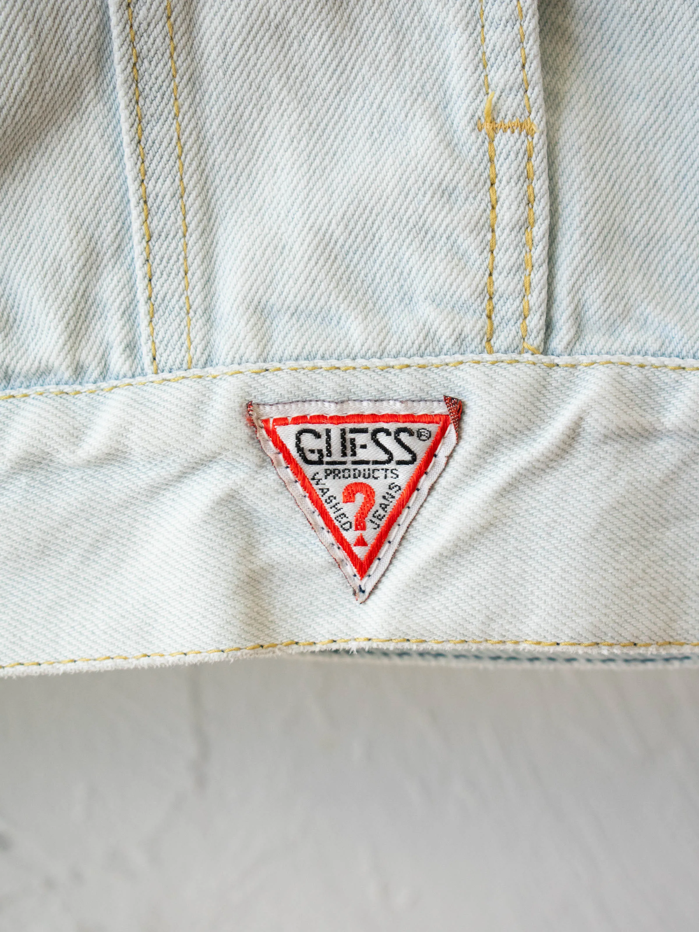 Vintage 90s Guess Lightwash Denim Jacket XS/S